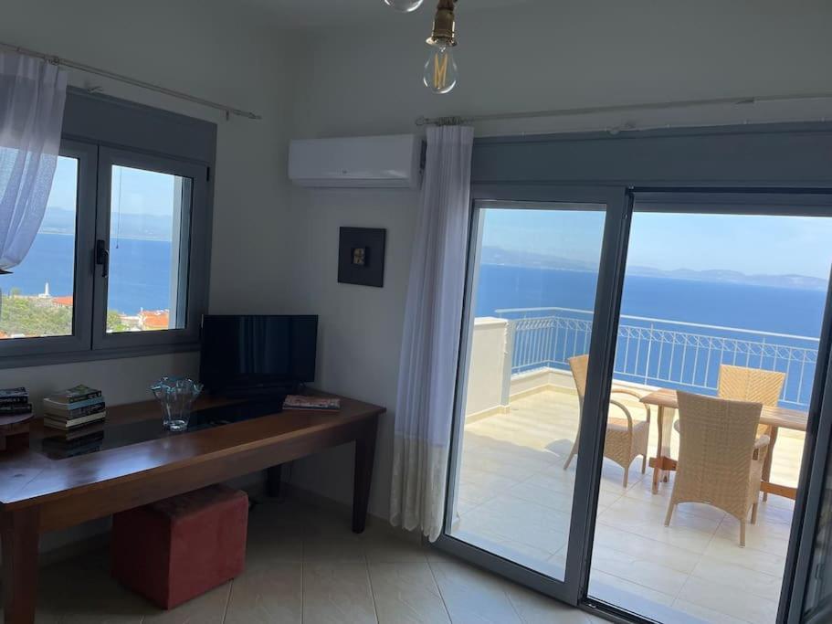 Vila Akoumaros Breeze Gythio Exteriér fotografie