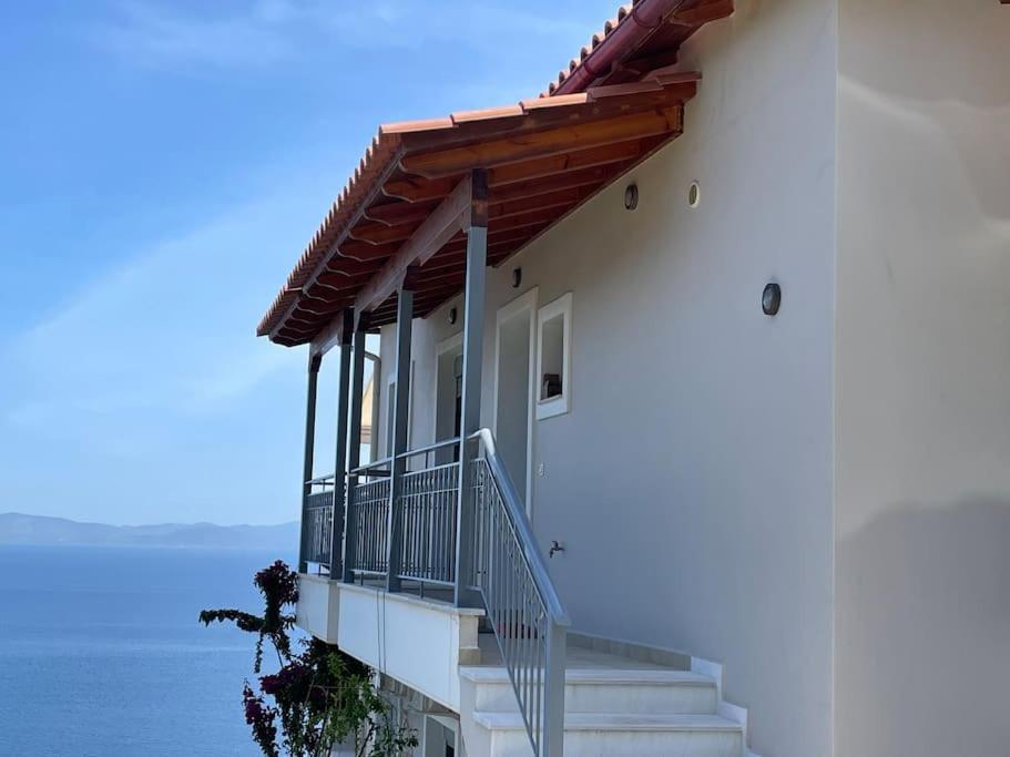 Vila Akoumaros Breeze Gythio Exteriér fotografie