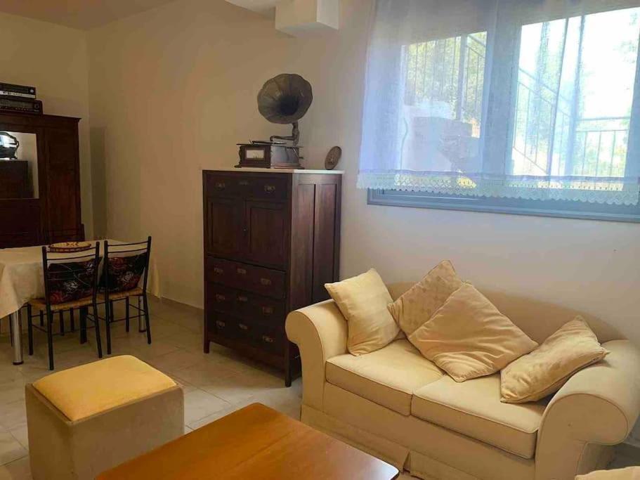 Vila Akoumaros Breeze Gythio Exteriér fotografie