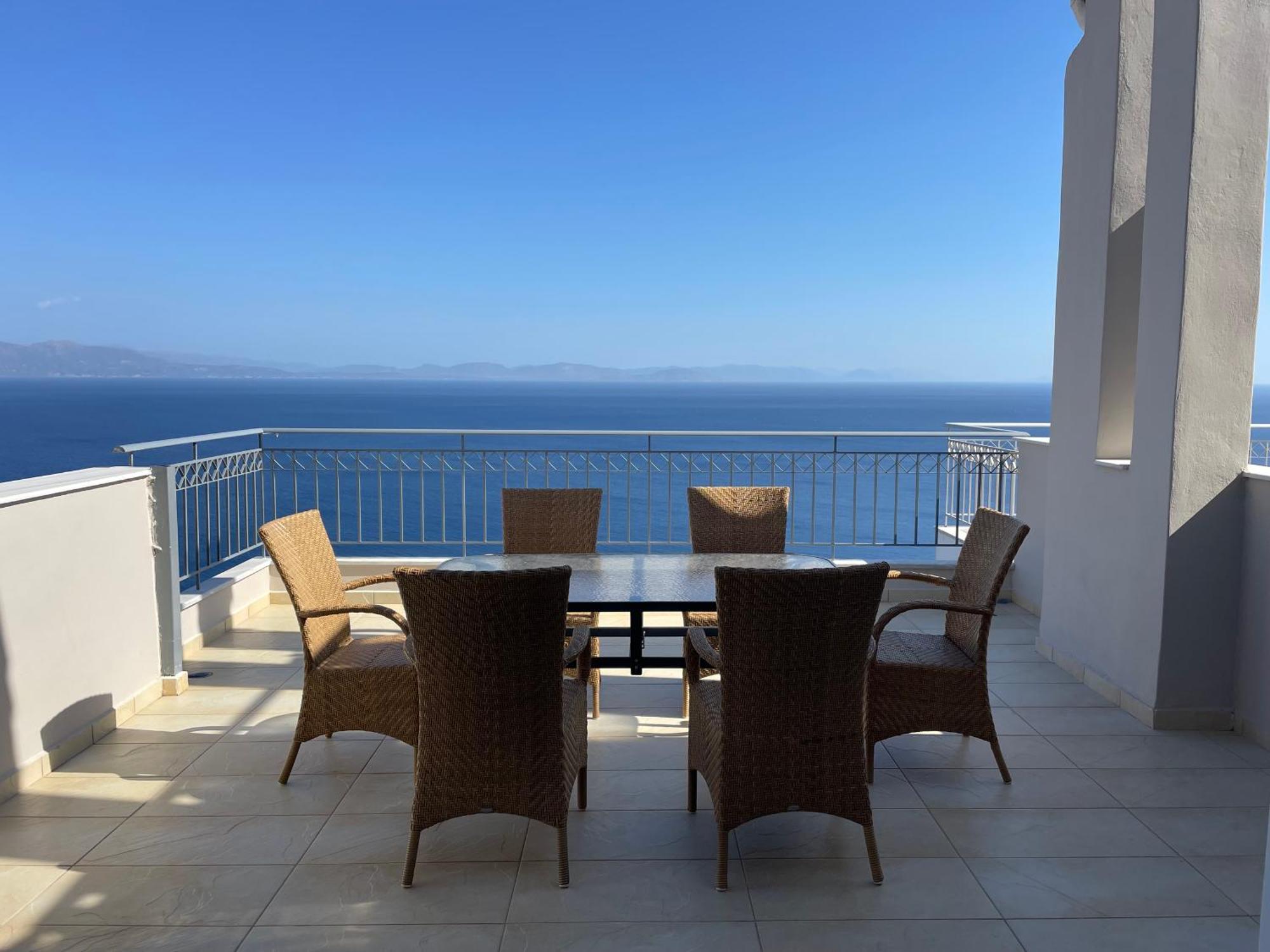 Vila Akoumaros Breeze Gythio Exteriér fotografie